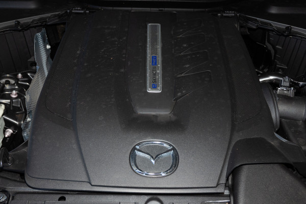 2025 Mazda CX-80 KL P50e GT SUV Image 17