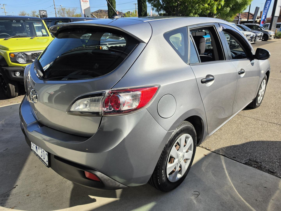 2010 Mazda 3 BL Series 2 Neo Hatch Image 4