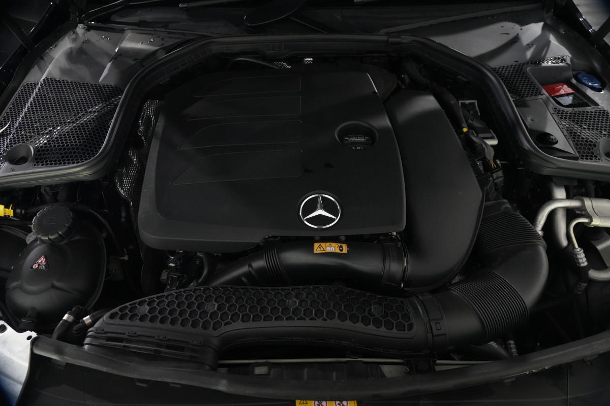 2020 Mercedes-Benz C-Class C300 Sedan