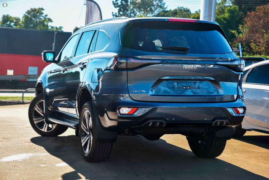2025 MY25.5 Isuzu MU-X RJ LS-T SUV Image 4