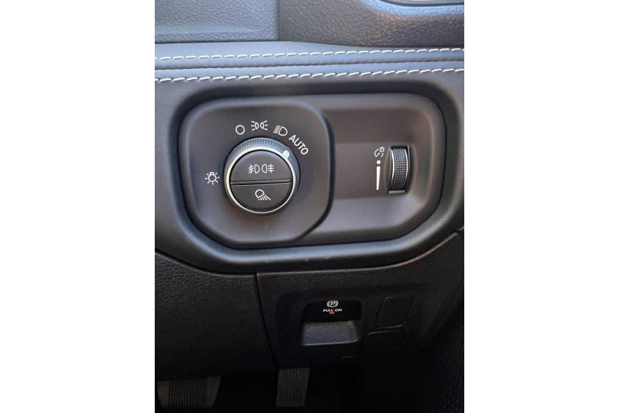 2024 Ram 1500 DT Big Horn Crew Cab Image 12