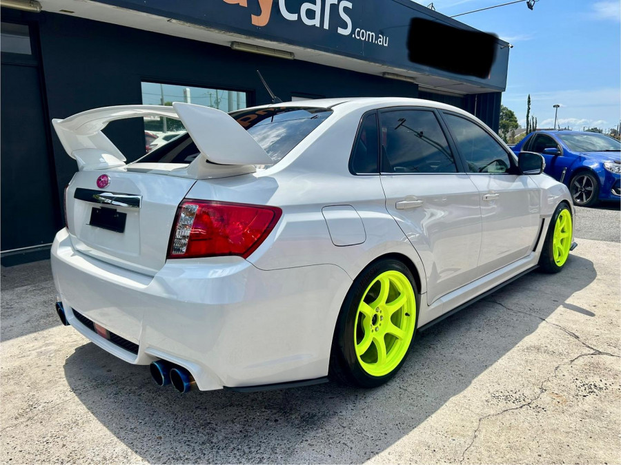2011 Subaru Impreza G3 2.0i Premium Sedan Image 5