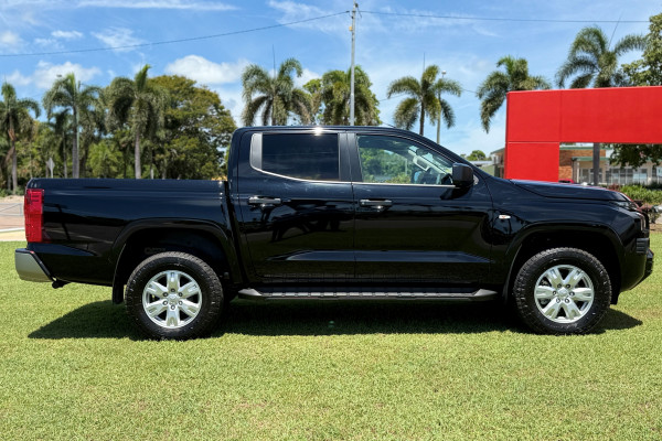 2026 Mitsubishi Triton MV GLX+ Ute Image 8