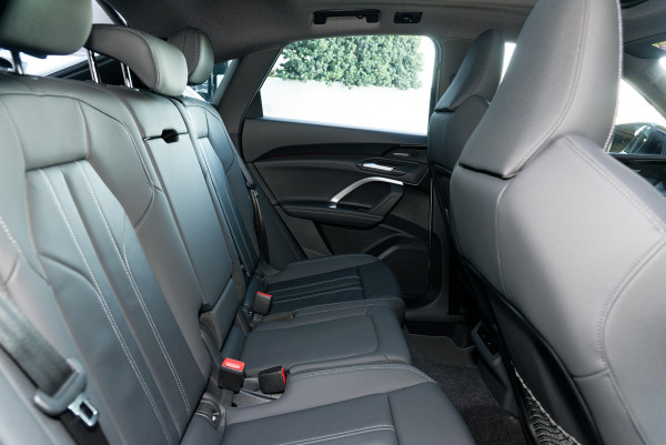 2025 Audi Q5 FY TFSI Sport 200KW SUV image 9