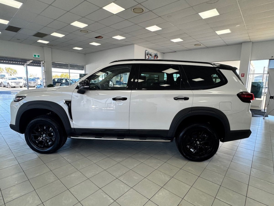 2025 LDV D90 SV9A Executive SUV Image 4