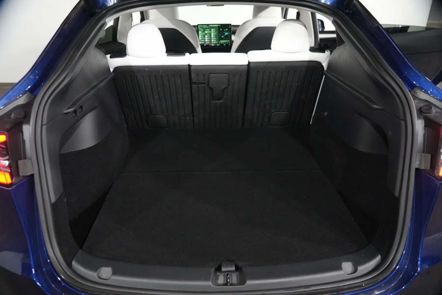 2024 Tesla Model Y  Long Range SUV Image 24