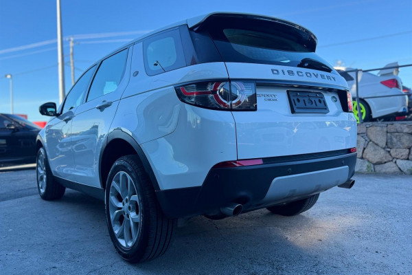 2018 MY19 Land Rover Discovery Sport L550 SD4 HSE SUV Image 8