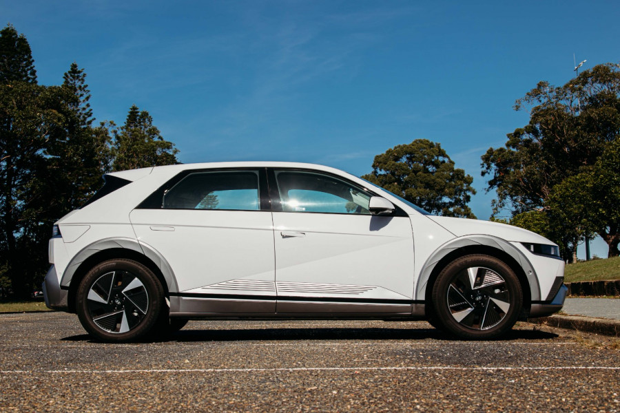 2024 MY25 Hyundai IONIQ 5 NE.V5  SUV Image 17
