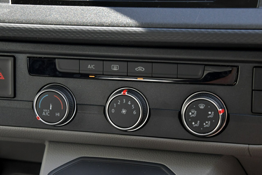 2024 Volkswagen Transporter T6.1 SWB Van Image 15