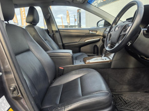 2014 Toyota Aurion GSV50R Presara Sedan