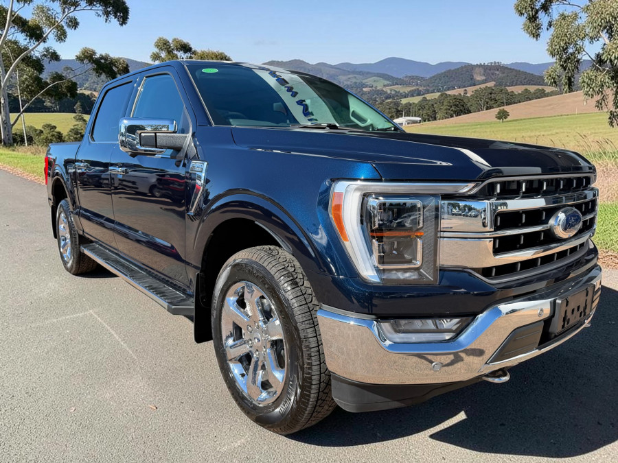 2023 Ford F-150  Lariat Dual Cab Image 1