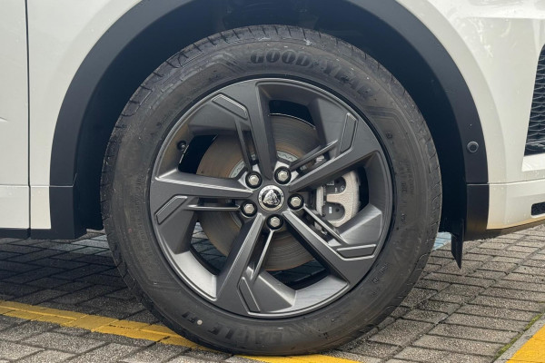 2024 MY24.75 Jaguar E-PACE X540 R-Dynamic SE SUV