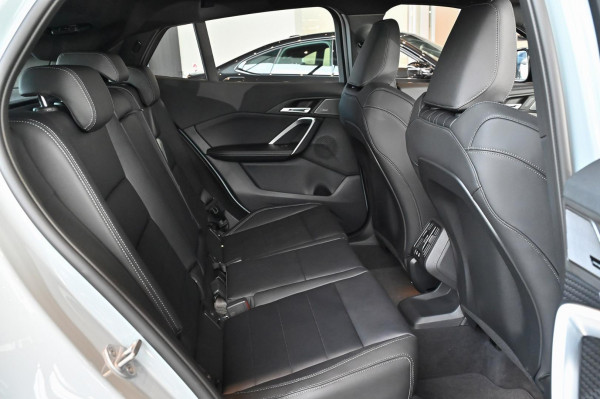 2025 BMW X2 U10 M35i xDrive SUV image 8