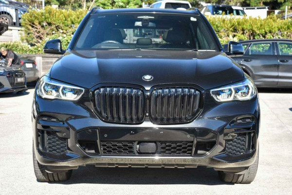 2022 BMW X5 G05 M50i Steptronic SUV Image 3
