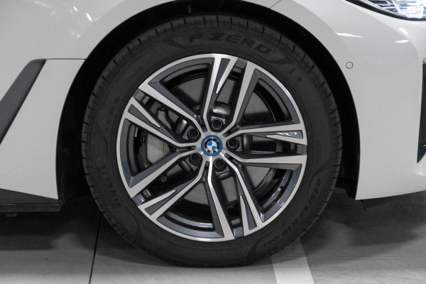 2024 BMW i4 G26 eDrive35 Hatch image 24