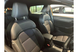 2024 MG MG4 MEH32 Essence 64 Hatch