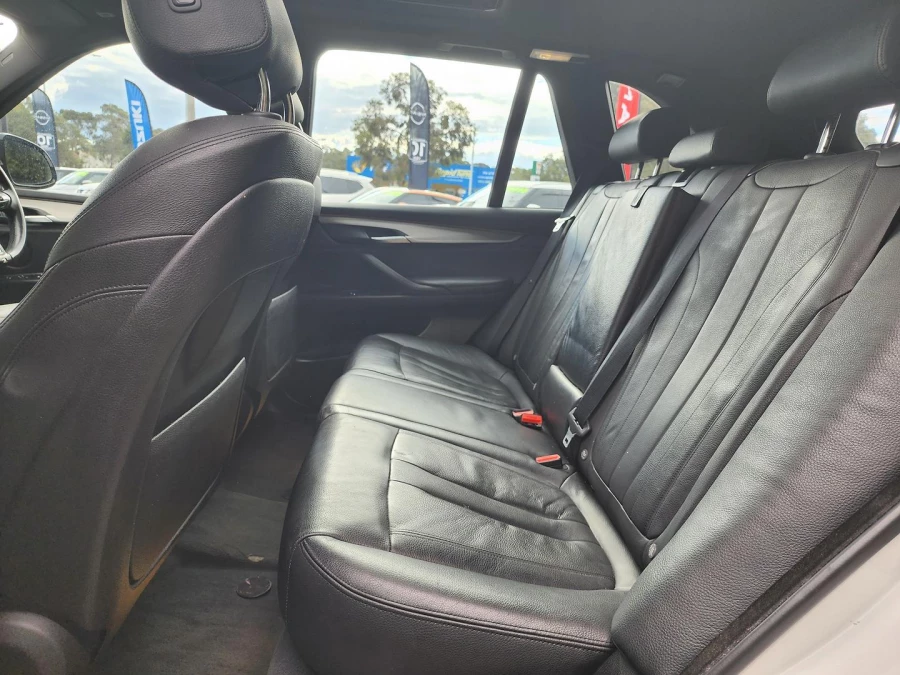 2016 BMW X5 F15 sDrive25d SUV Image 24