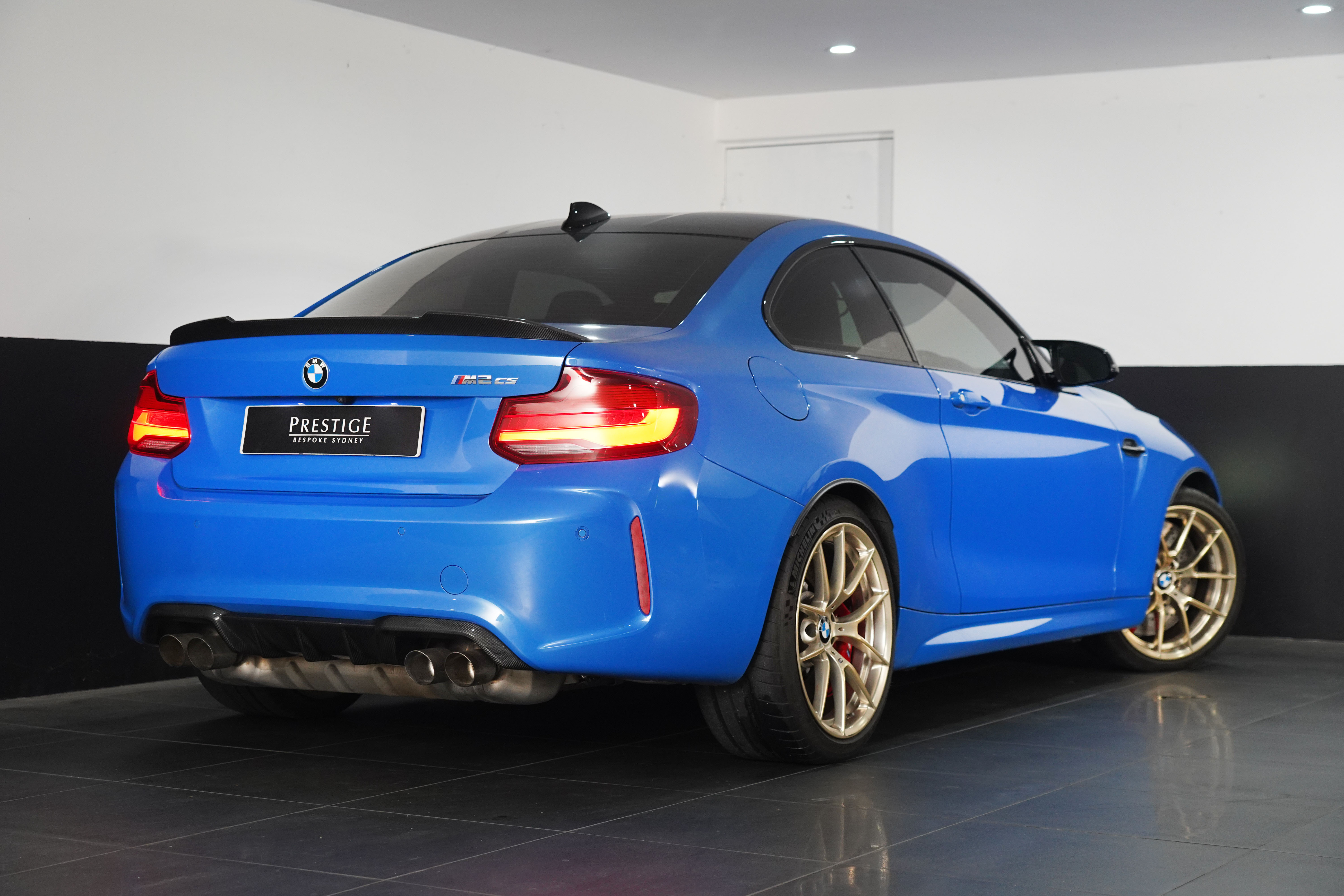 2020 BMW M2 Cs Coupe Image 17