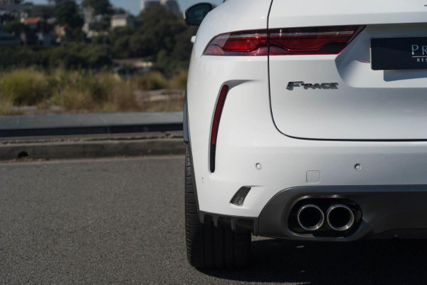 2021 Jaguar F-pace SVR SUV Image 6
