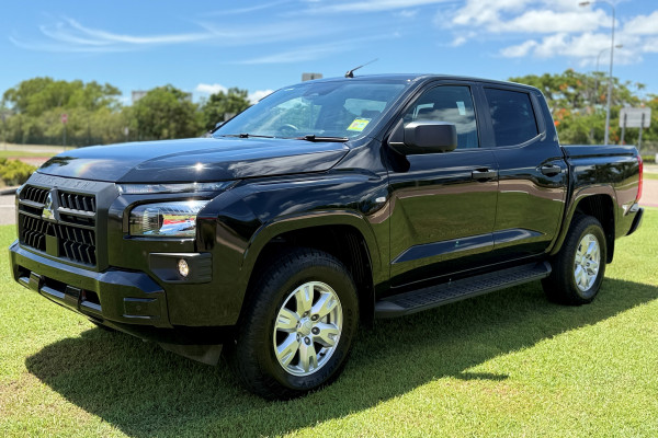 2026 Mitsubishi Triton MV GLX+ Ute Image 3