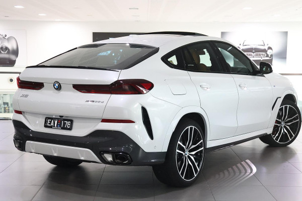 2025 BMW X6 G06 LCI xDrive30d M Sport SUV image 3