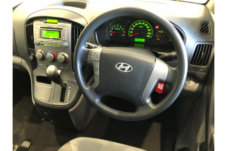 2014 Hyundai Imax TQ-W Wagon