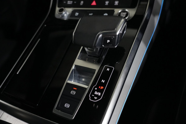 2021 Audi Q7 4M 50 TDI S Line SUV image 18