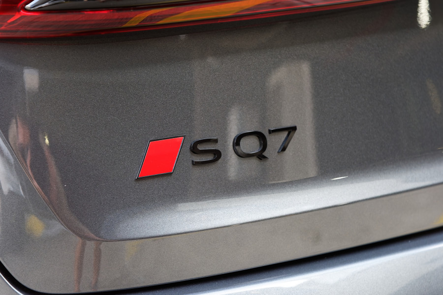 2026 MY25 Audi SQ7 4M TFSI SUV