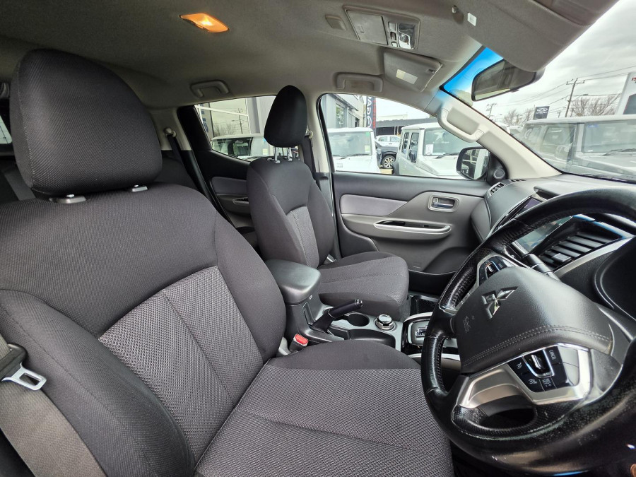 2017 Mitsubishi Triton MQ GLS Ute Image 13