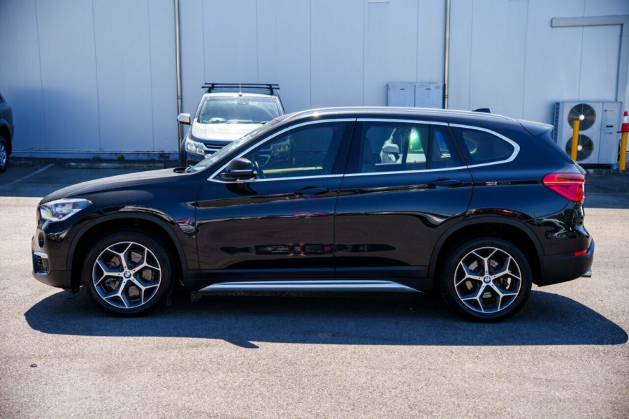 2015 BMW X1 F48 sDrive20i SUV Image 4