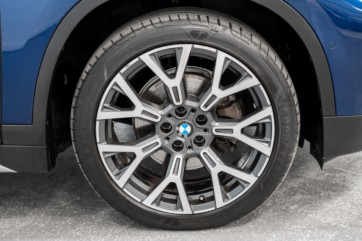 2020 BMW X1 Sdrive 18i SUV Image 5