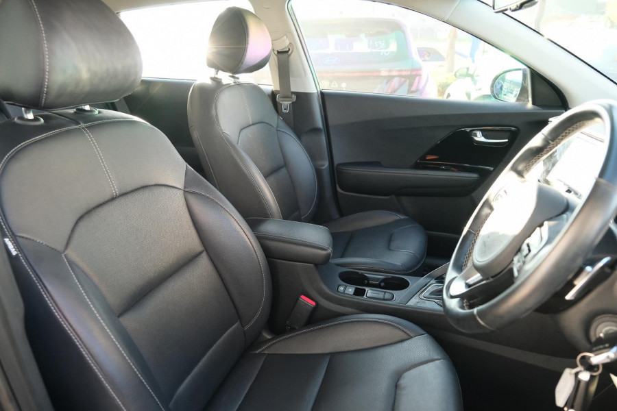 2021 MY22 Kia Niro DE Hybrid Sport SUV Image 13