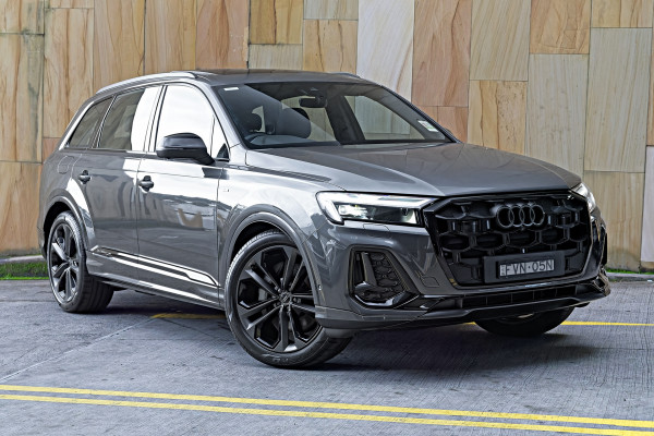 Audi Q7 TFSI 185kW 4M