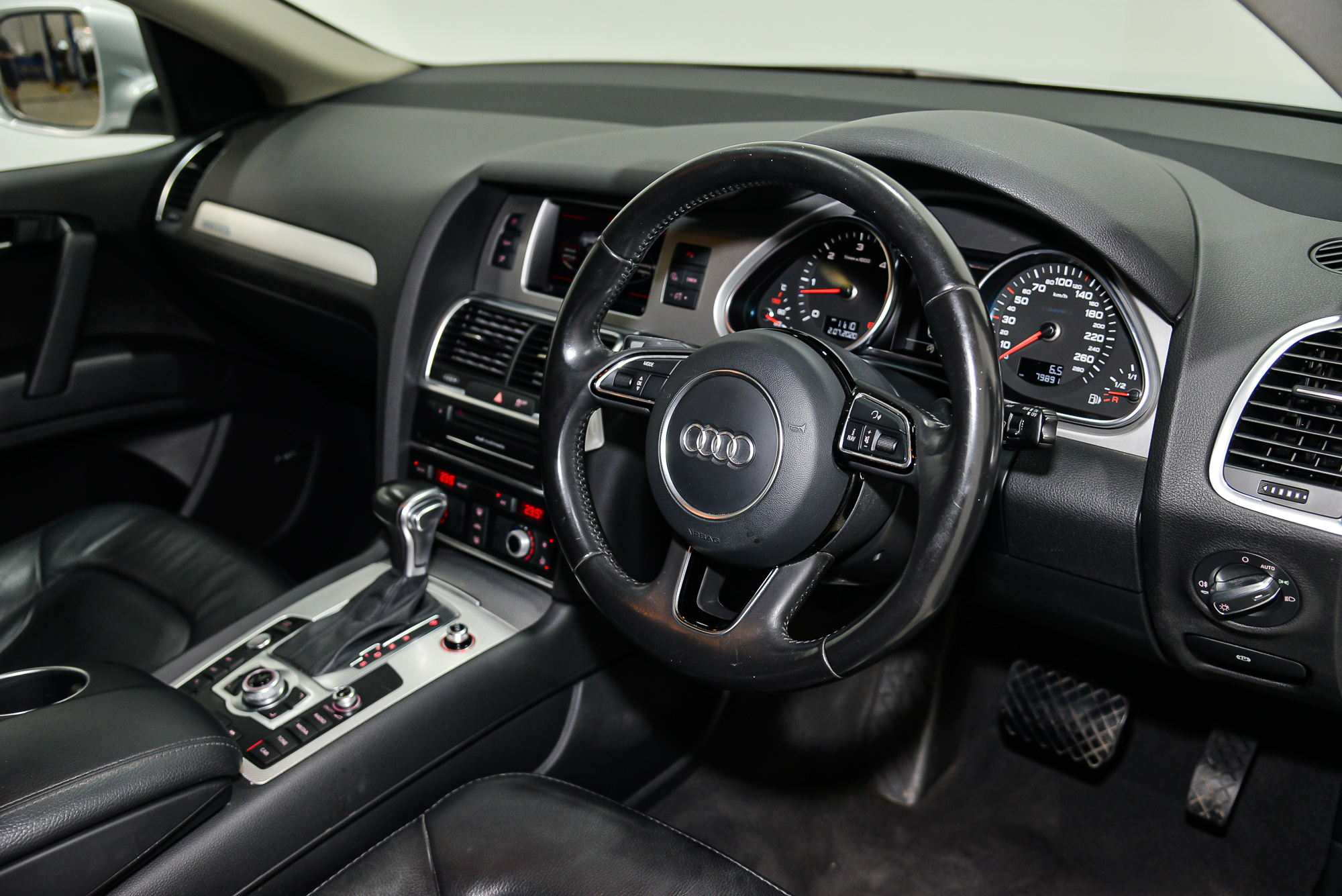 2015 Audi Q7 Audi Q7 3.0 Tdi Quattro Auto 3.0 Tdi Quattro SUV Image 14
