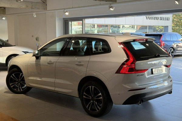 2021 Volvo XC60 UZ T5 Momentum SUV Image 3