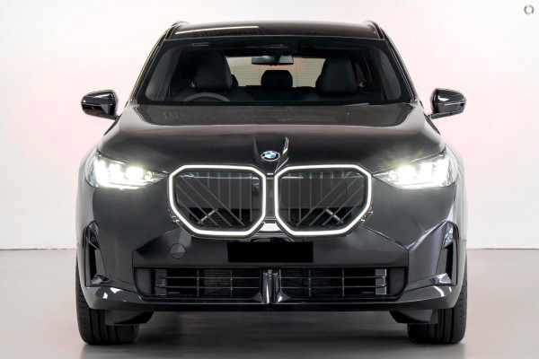 2026 BMW X3 G45 30e xDrive SUV image 13