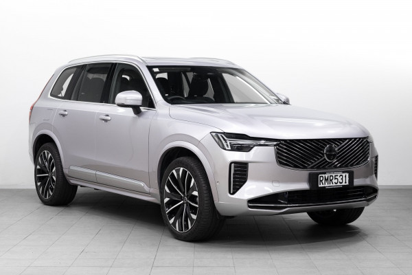 2025 Volvo XC90 L Series Ultra B5 Bright SUV Image 1