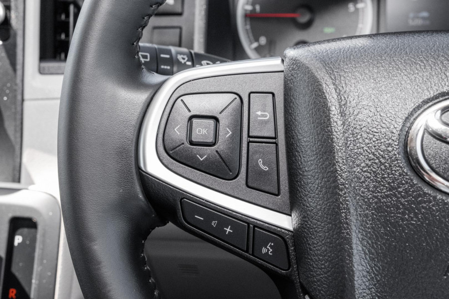 2024 Toyota HiAce GDH300R  Van Image 12