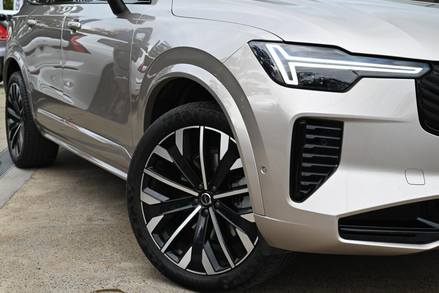 2026 Volvo XC90 L Series Ultra B5 Dark SUV Image 22