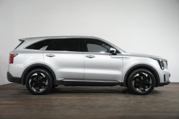 2023 Kia Sorento Sport SUV Image 4