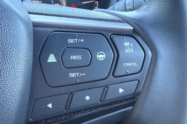 2025 MY25.5 Isuzu MU-X RJ LS-T SUV Image 17
