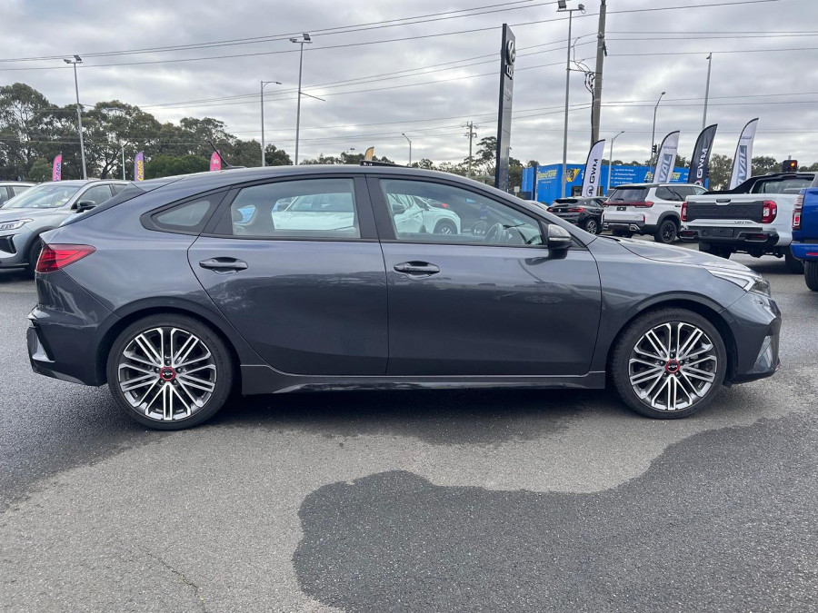 2022 Kia Cerato BD GT Hatch Image 12
