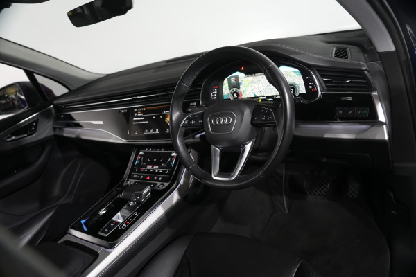 2023 Audi Q7 4M 45 TDI SUV image 12