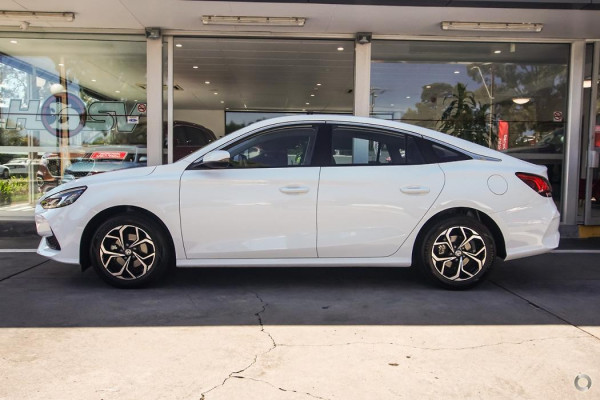 2023 MG MG5 AP32 Vibe Sedan Image 3