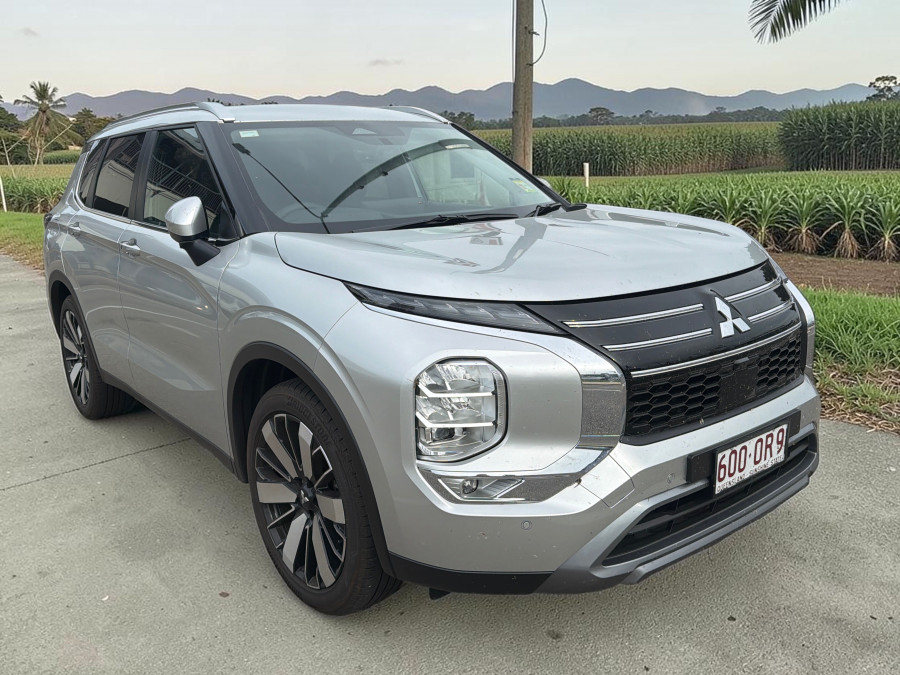 2025 Mitsubishi Outlander ZM Aspire SUV Image 1
