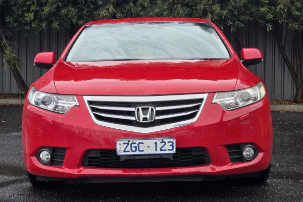 2012 Honda Accord Euro 8th Gen Luxury Sedan Image 4