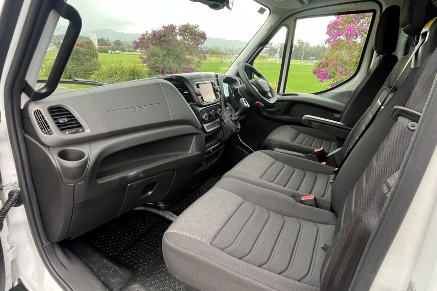 2024 MYon Iveco Daily E6 Daily Van Van Image 11