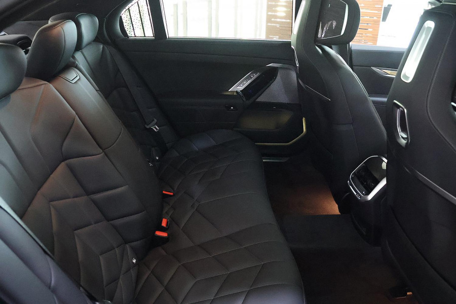 2026 BMW 7 Series G70 740i M Sport Sedan
