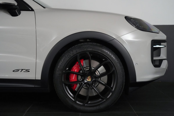 2024 Porsche Cayenne GTS Coupe Image 21