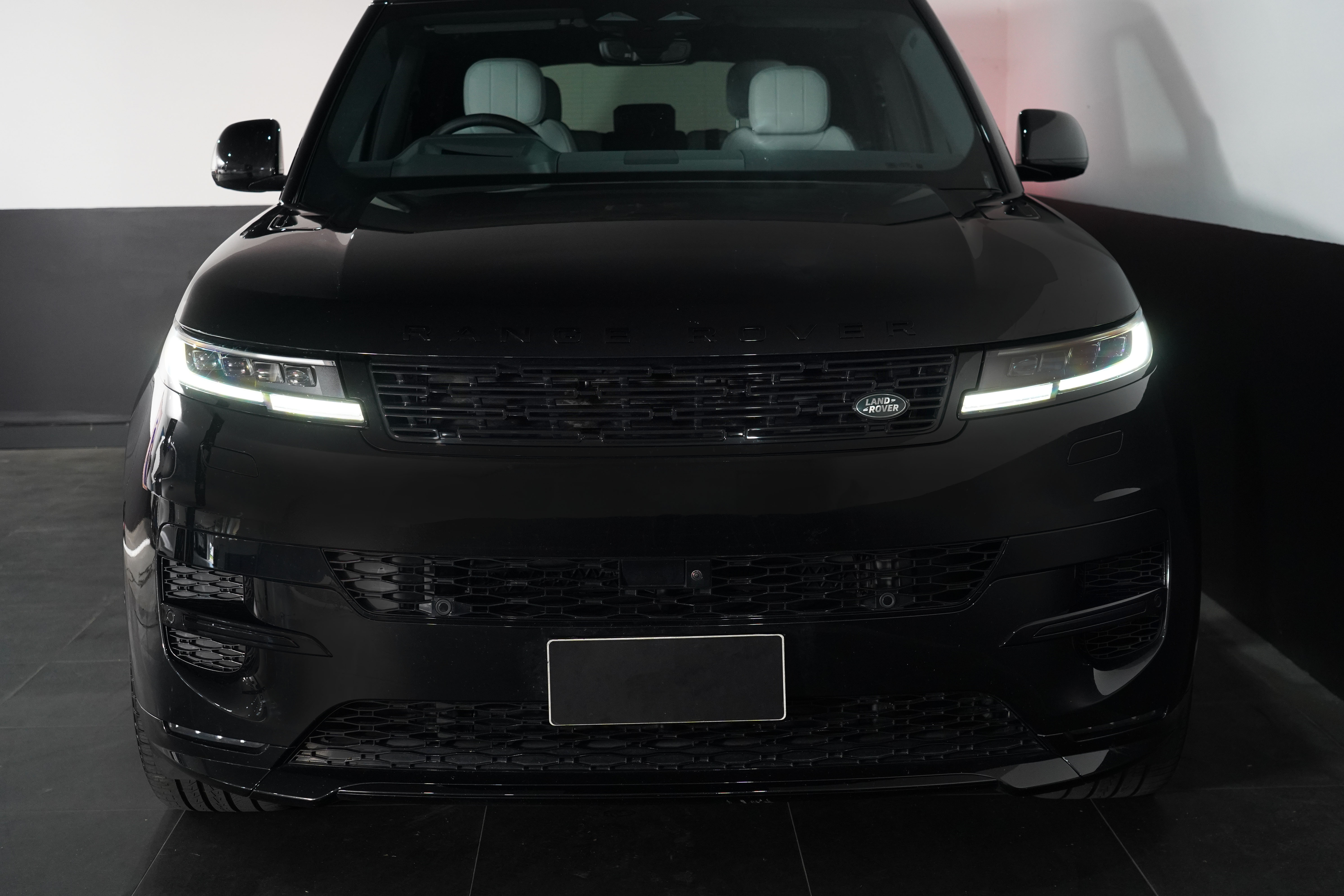 2023 Land Rover Range Rover Sport Sport D300 Se Dynamic (221kw) SUV Image 12